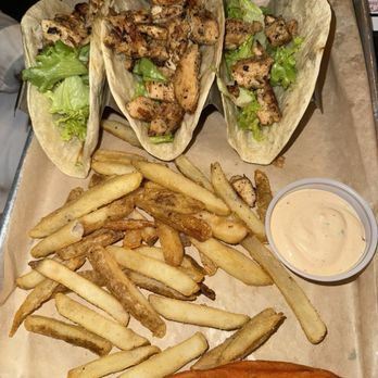 Horse & Hounds Restaurant - Pub Style Tacos - Pubs Near Me - Ocala, Florida