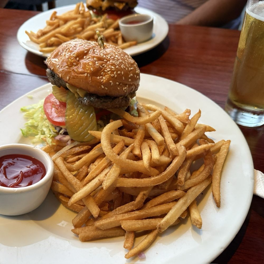 The Grill At Torrey Pines - $29 burger and fries - New American Near Me - La Jolla, California The Grill At Torrey Pines - $29 burger and fries - New American Near Me - La Jolla, California