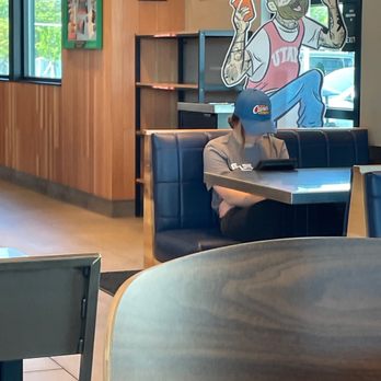 Raising Cane's Chicken Fingers - Bad look folks! Bad look!! - Fast Food Near Me - Clearwater, Florida