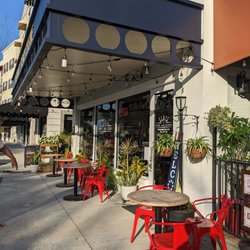 Pho Akaushi Orlando - Front facade