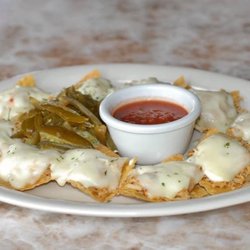 Cafe Gecko Fairview - Chicken nachos, so good!