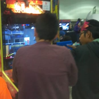 Los Angeles Comic Con - Area 51 on free play - Festivals Near Me - Los Angeles, California