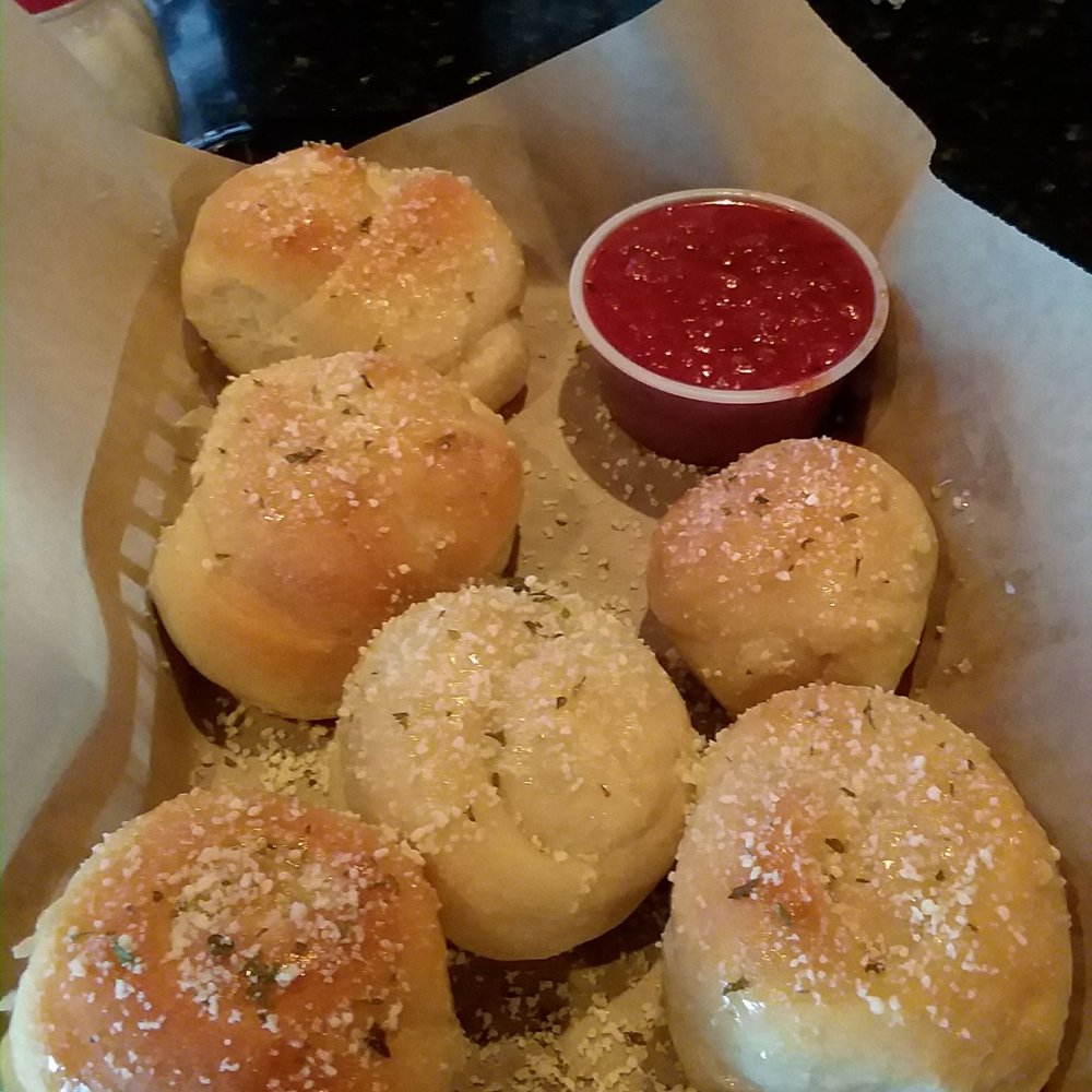 Mike's Pizza and Pub - Pizza Near Me - Largo, Florida Mike's Pizza and Pub - Pizza Near Me - Largo, Florida