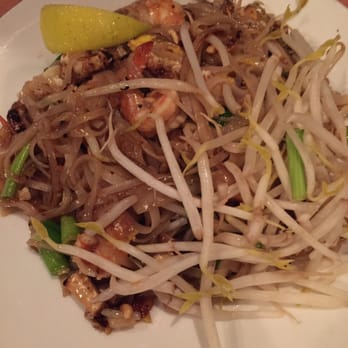 Joya - Pad Thai - Thai Near Me - Brooklyn, New York