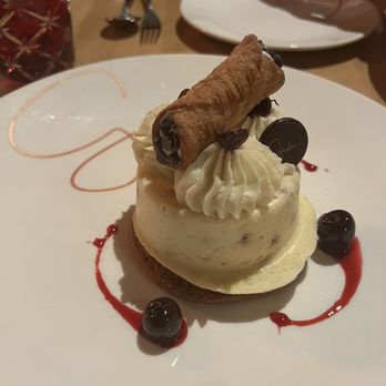 GIADA - Cannoli cheesecake - Italian Near Me - Las Vegas, Nevada