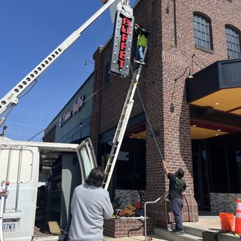 AD&C Design - Install the big blade signage - Signmaking Near Me - Fremont, California AD&C Design - Install the big blade signage - Signmaking Near Me - Fremont, California