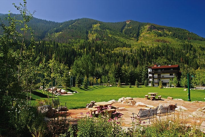 Vail Racquet Club Mountain Resort Logo