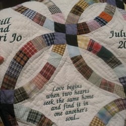 Bluebird Gardens Quilts and Gifts - Personalized country double wedding ring throw.
