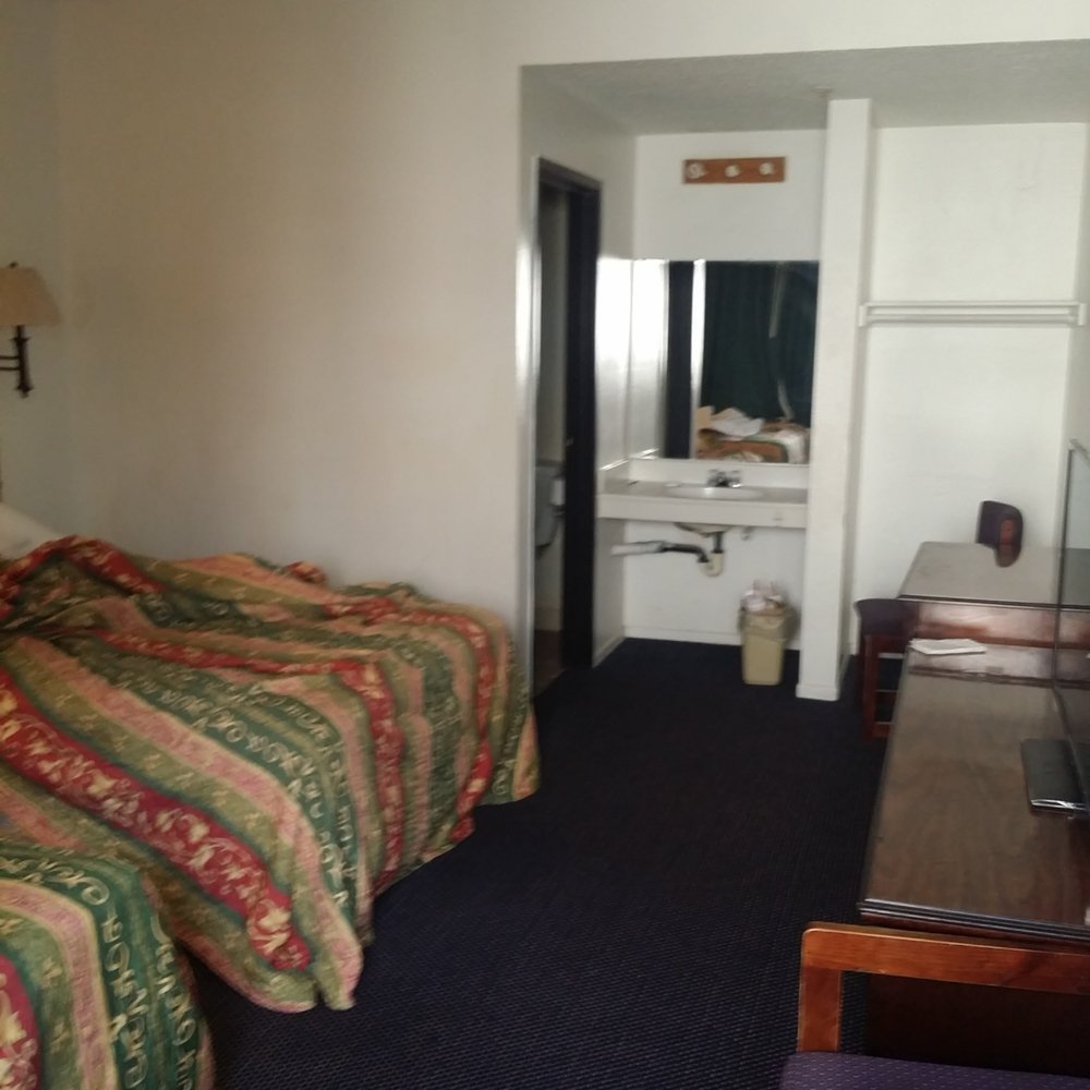 Star Inn - Room needs some serious improvement! The room was only 89.00 per night. You definitely get what you pay for! - Hotels Near Me - Costa Mesa, California Star Inn - Room needs some serious improvement! The room was only 89.00 per night. You definitely get what you pay for! - Hotels Near Me - Costa Mesa, California
