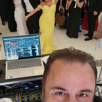 Hye FX Entertainment - DJs Near Me - Pasadena, California Hye FX Entertainment - DJs Near Me - Pasadena, California