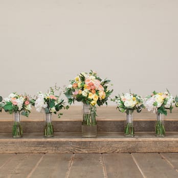 PoppyStone Floral Design - Credit Carlie Statsky Photography - Floral Designers Near Me PoppyStone Floral Design - Credit Carlie Statsky Photography - Floral Designers Near Me