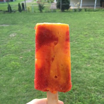 La Michoacana Premium - Mango con chile popsicle - Ice Cream & Frozen Yogurt Near Me - Nashville, Tennessee