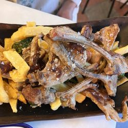 Vermutería La Rosa - Lamb chop, didn't look that good but it tasted...