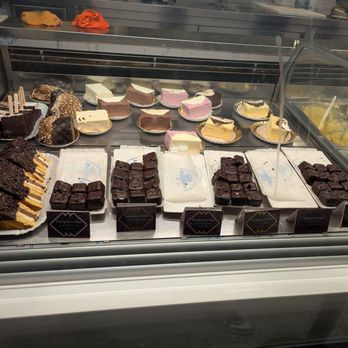 Palazzo del Freddo Giovanni Fassi - Gelato Near Me - Roma, AG