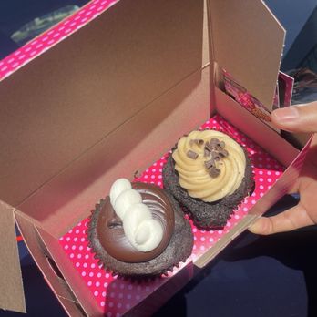 Smallcakes - Chocolate Cream and Peanut Butter cup. - Ice Cream & Frozen Yogurt Near Me - Columbia, Maryland
