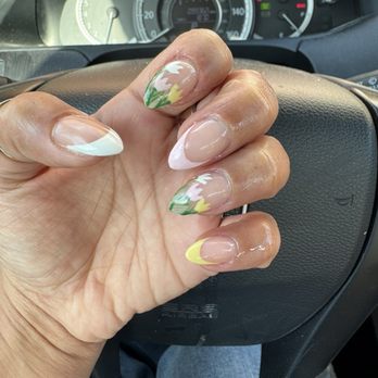 Rose Nails & Spa - Nail Salons Near Me - Elk Grove, California