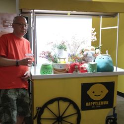 UYE: Exploration Crawl at Katy Asian Town - Felling like I need to wear a yellow shirt at Happy Lemon