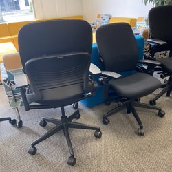 BT Express Liquidators - Steelcase Leap V2