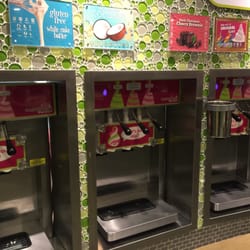 Menchie's - Self serve yogurt