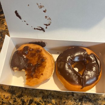 Dunkin' - Can you please put more frosting on your donuts? This is so lame - Coffee & Tea Near Me - Tarentum, Pennsylvania Dunkin' - Can you please put more frosting on your donuts? This is so lame - Coffee & Tea Near Me - Tarentum, Pennsylvania