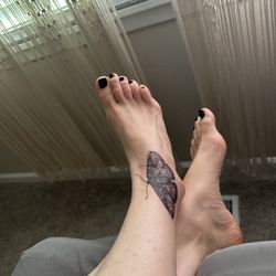 Smokey Banana Tattoo - Moth tattoo on foot
