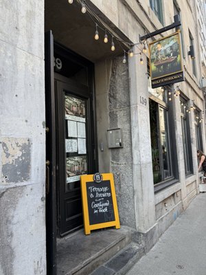 Pub Wolf & Workman by null