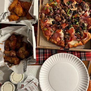 Mountain Mike's Pizza - Pizza Near Me - Merced, California