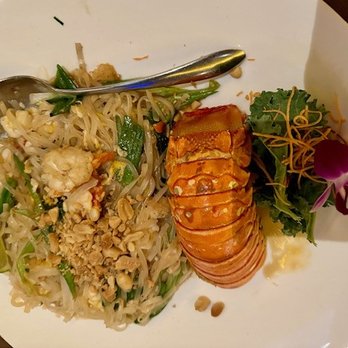 Yakitori Sushi House - Lobster pad thai - Japanese Near Me - Delray Beach, Florida Yakitori Sushi House - Lobster pad thai - Japanese Near Me - Delray Beach, Florida