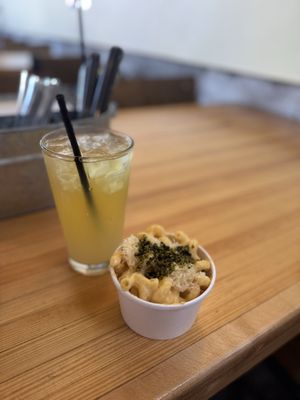 Stateline Road Smokehouse by null