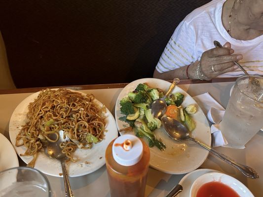 Yen Du Restaurant by null