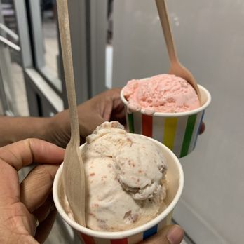 Kwality Ice Cream - Rose ice cream & chickoo ice cream - Ice Cream & Frozen Yogurt Near Me - Bellevue, Washington Kwality Ice Cream - Rose ice cream & chickoo ice cream - Ice Cream & Frozen Yogurt Near Me - Bellevue, Washington