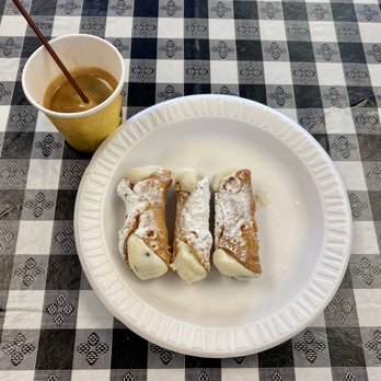 Paradiso Deli & Cafe - Cannoli's & Espresso. - Delis Near Me - Moonachie, New Jersey