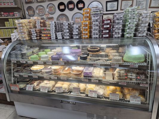 United Bread & Pastry by null