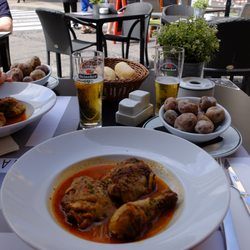 Compostelana Muelle - Canarisches Hühnchen mit runzligen Kartoffeln ... sehr lecker