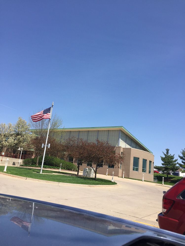 ALTOONA LIBRARY Updated September 2024 700 8th St SW, Altoona, Iowa