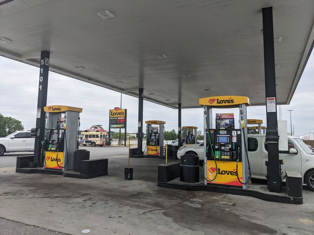 LOVE’S TRAVEL STOP Updated September 2024 5101 East Parker Rd, Jonesboro, Arkansas Gas