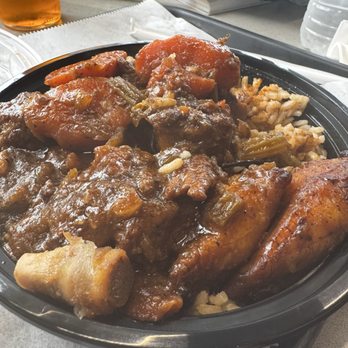 Island Express - Oxtail - Caribbean Near Me - Brooklyn, New York