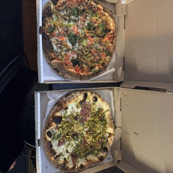 Fat Olives - Farmer and belagio dolche. - Pizza Near Me - Flagstaff, Arizona Fat Olives - Farmer and belagio dolche. - Pizza Near Me - Flagstaff, Arizona
