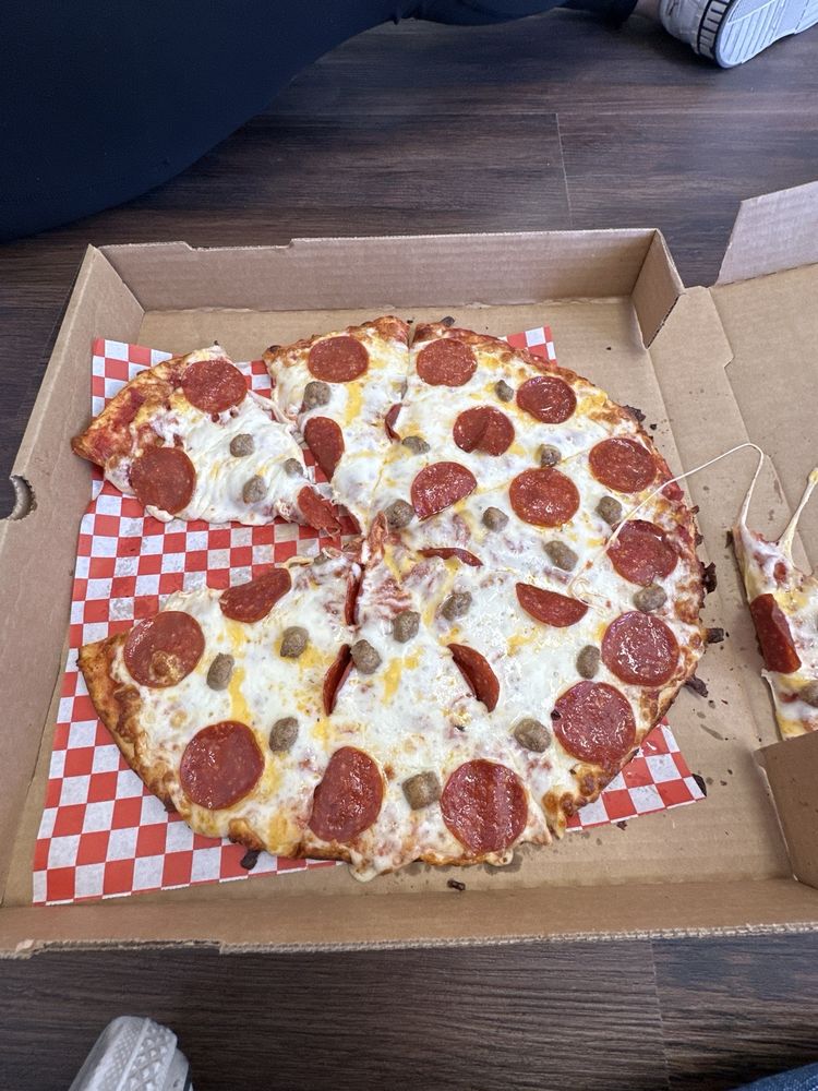 LOVELOCK PIZZA Updated September 2024 3124 Las Vegas Blvd N, Las