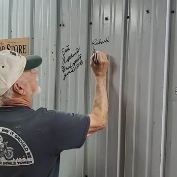 Country Kitchen - Don't leave without signing in! - Music Venues Near Me - Ivydale, West Virginia Country Kitchen - Don't leave without signing in! - Music Venues Near Me - Ivydale, West Virginia