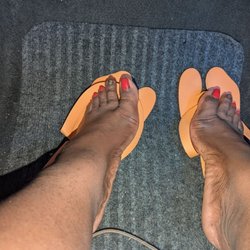 Luminous Nails & Spa - Here's another angle for you. Amazing! You be surprised what it look like before she put her magic hands to my feet!