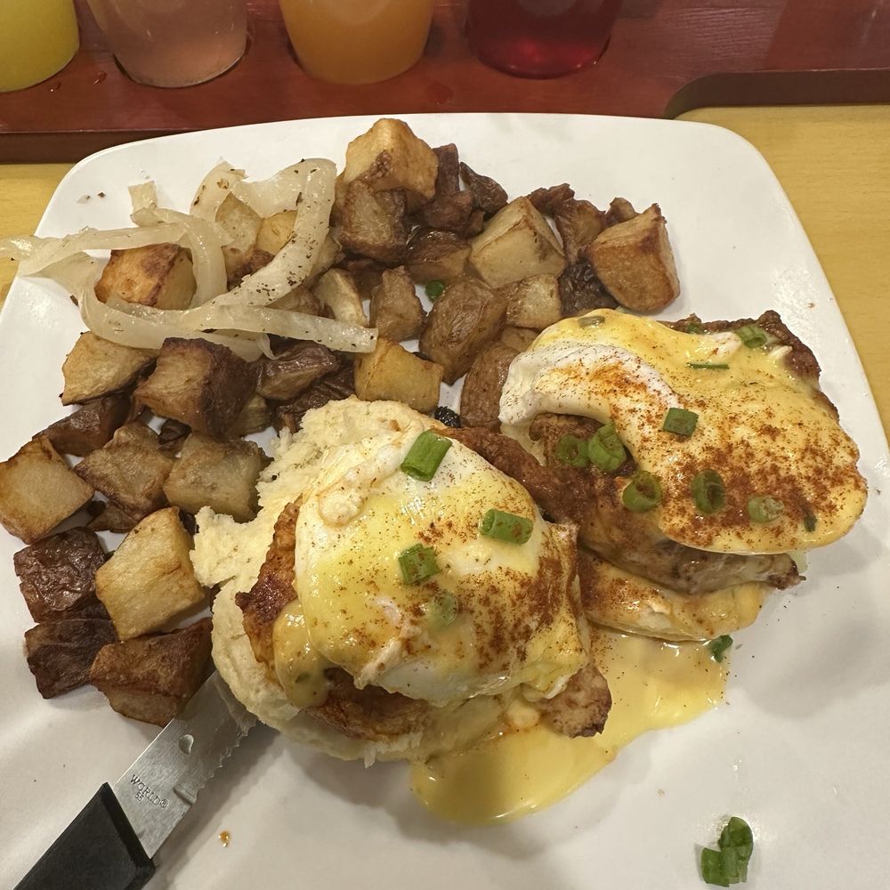 Berry Fresh Cafe - Nashville chicken Benedict - Breakfast & Brunch Near Me - Jupiter, Florida Berry Fresh Cafe - Nashville chicken Benedict - Breakfast & Brunch Near Me - Jupiter, Florida