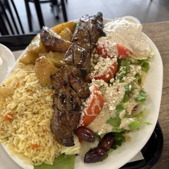 Zet's Restaurant - Lamb dinner plate - Diners Near Me - Mississauga, Ontario Zet's Restaurant - Lamb dinner plate - Diners Near Me - Mississauga, Ontario
