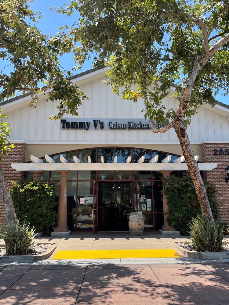 TOMMY V’S URBAN KITCHEN AND BAR - Updated July 2024 - 358 Photos & 644 ...