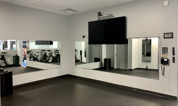 Hollywood Health Club by null