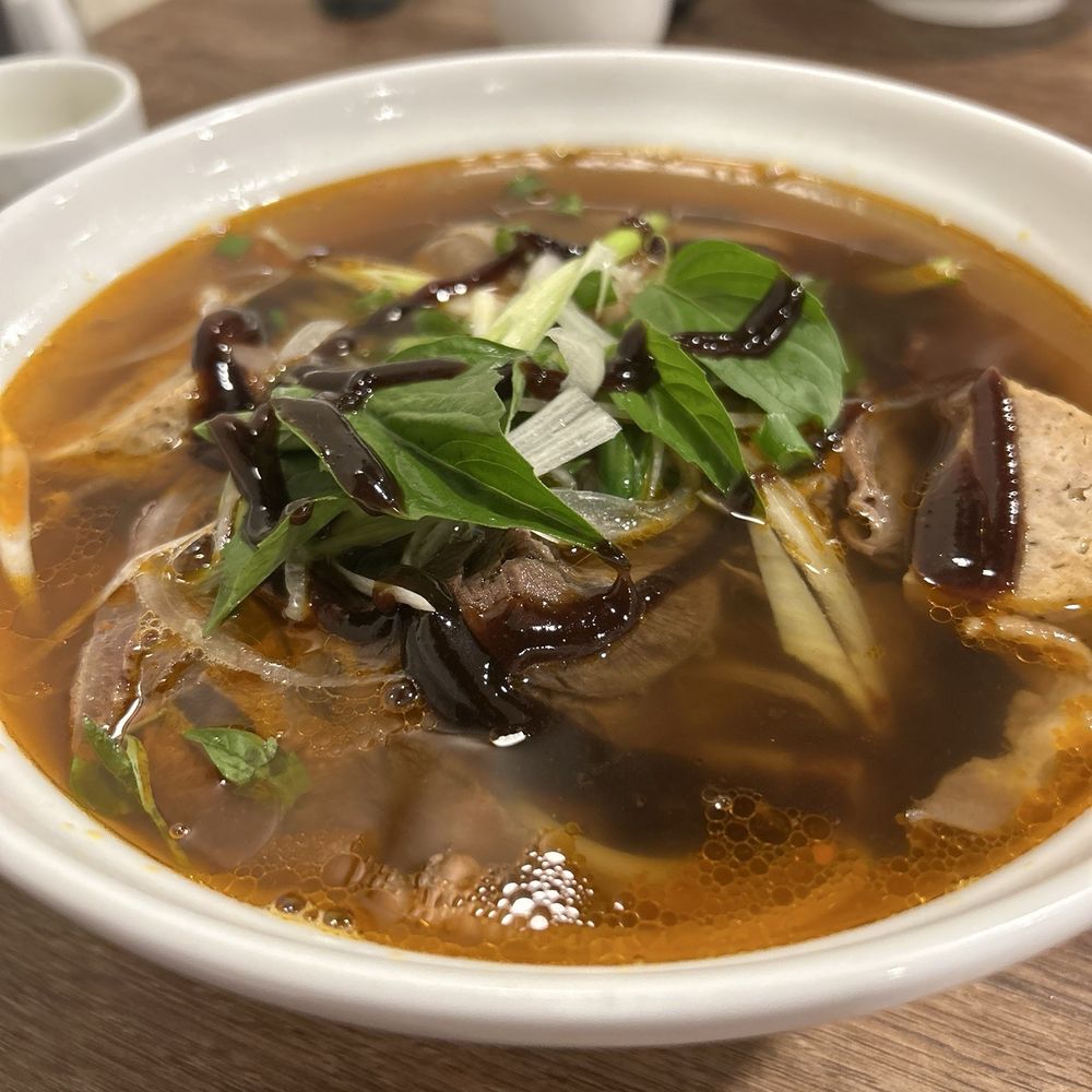 Mama Mai - Bun ho hue - Vietnamese Near Me - Ottawa, Ontario Mama Mai - Bun ho hue - Vietnamese Near Me - Ottawa, Ontario