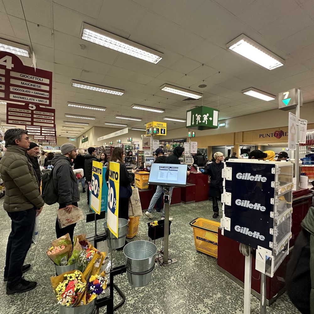 Esselunga - Inside store - Grocery Near Me - Milan, Michigan Esselunga - Inside store - Grocery Near Me - Milan, Michigan