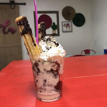 Frio Mexican Treats - Cookies and cream churro bar - Ice Cream & Frozen Yogurt Near Me - Appleton, Wisconsin