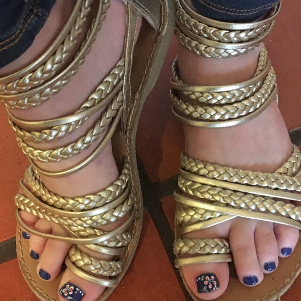 Dynasty Nails - Best nail designs ever. New chairs. Very friendly staff.  Wonderful foot massage by Ly. - Nail Salons Near Me - Vallejo, California