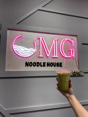 OMG Noodle House by null